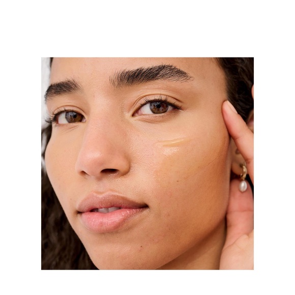 The POREfessional Shrink Wrap Overnight
AHA+PHA Pore Treatment - Picture 11 of 14